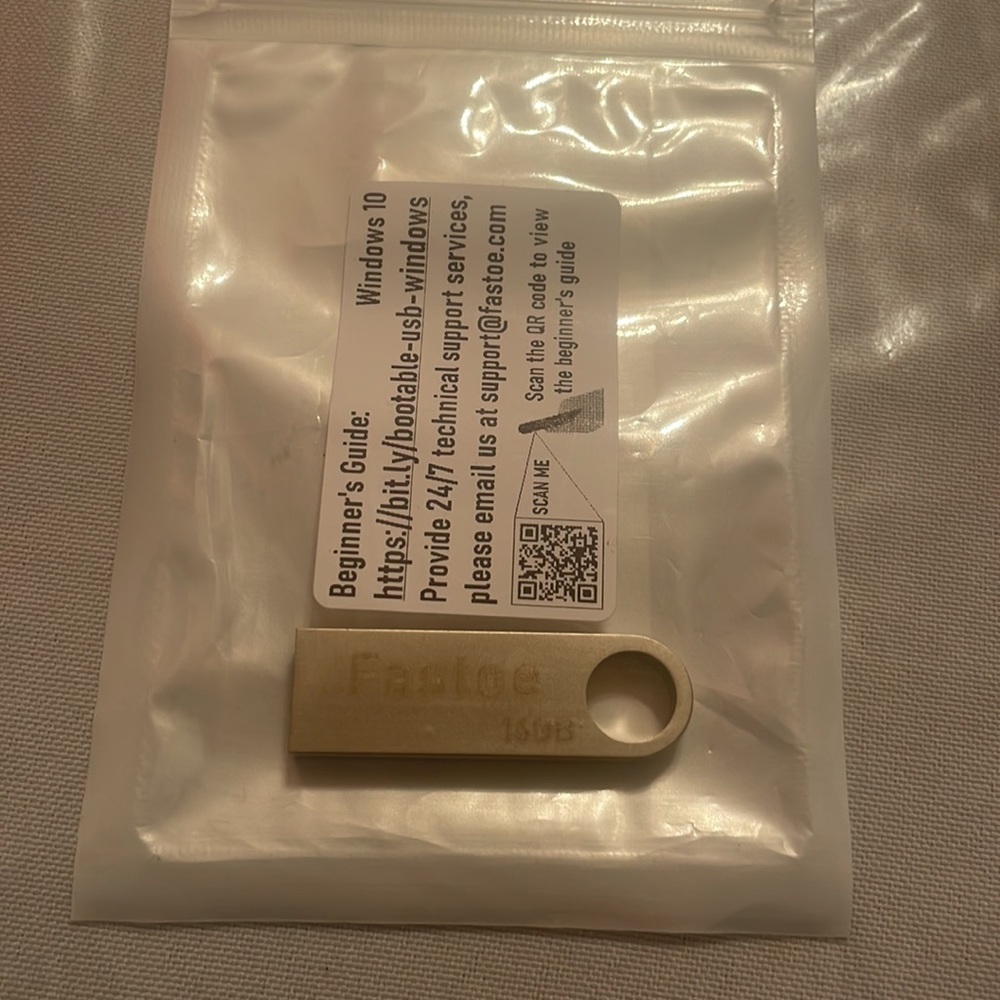 Fastoe Bootable USB Flash Drive - Picture 2 of 4